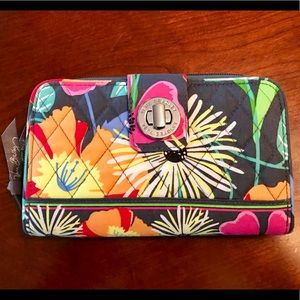 NEW Vera Bradley Turn Lock Wallet